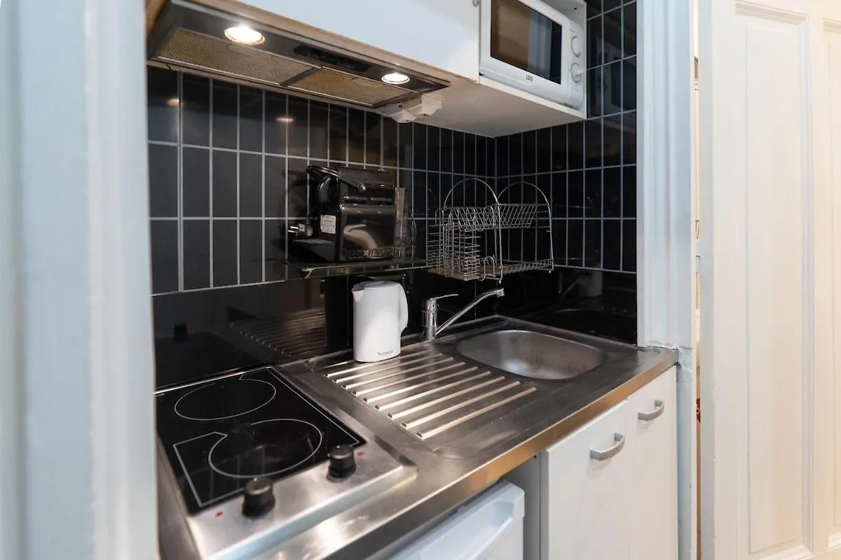Appartement Champs Elysees Paryż Apartament