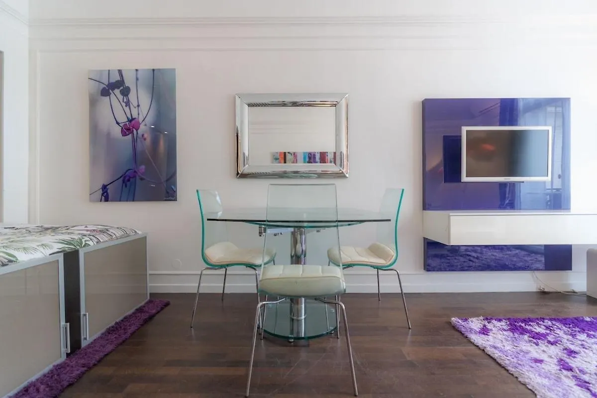 Appartement Champs Elysees Parijs