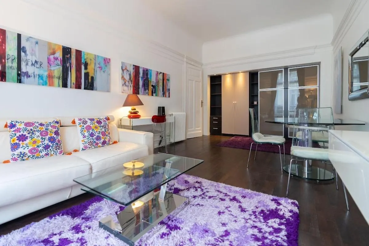 Appartement Champs Elysees Parijs